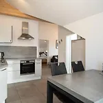 Haus Am - *