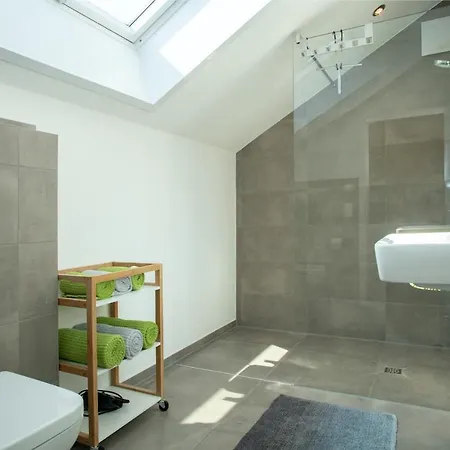 Haus Am - * 诺伊基希